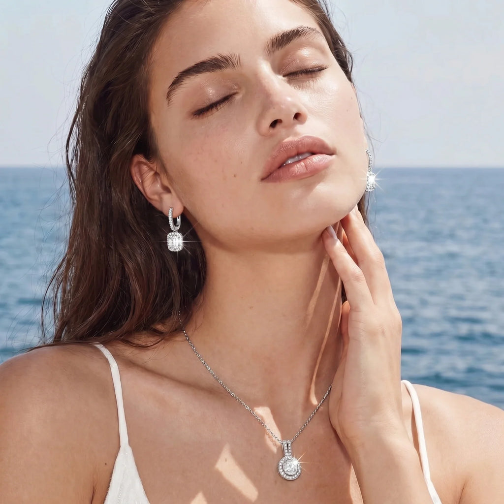Halo Dreams Necklace by Fliora