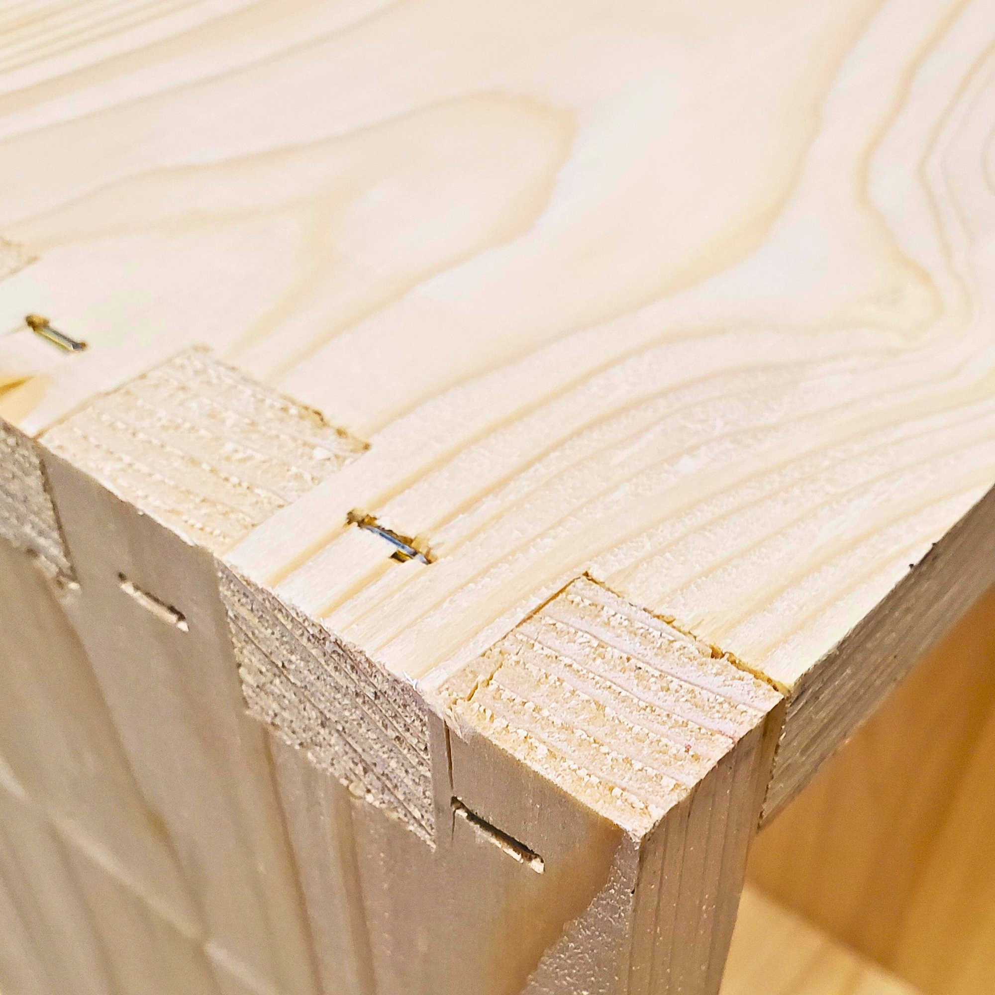 5-Frame Cypress Medium 6 5/8-inch Super Box