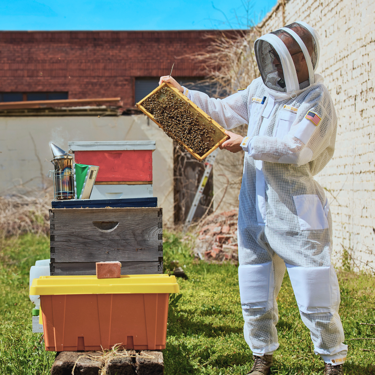 Sting Stopper Professional Ventilated Beekeeping Suit - Beekeeper White
